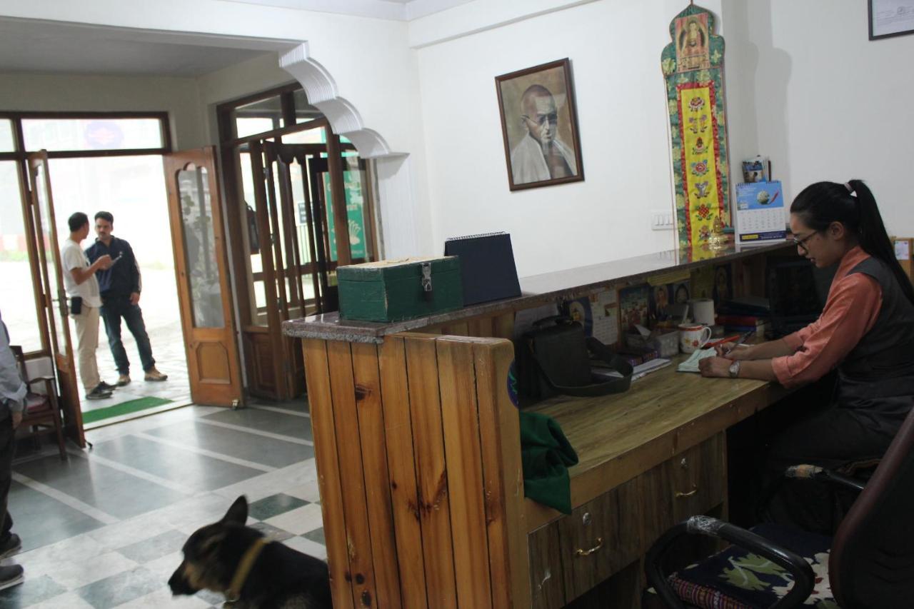 Pema Thang Hotel Кангра Екстер'єр фото