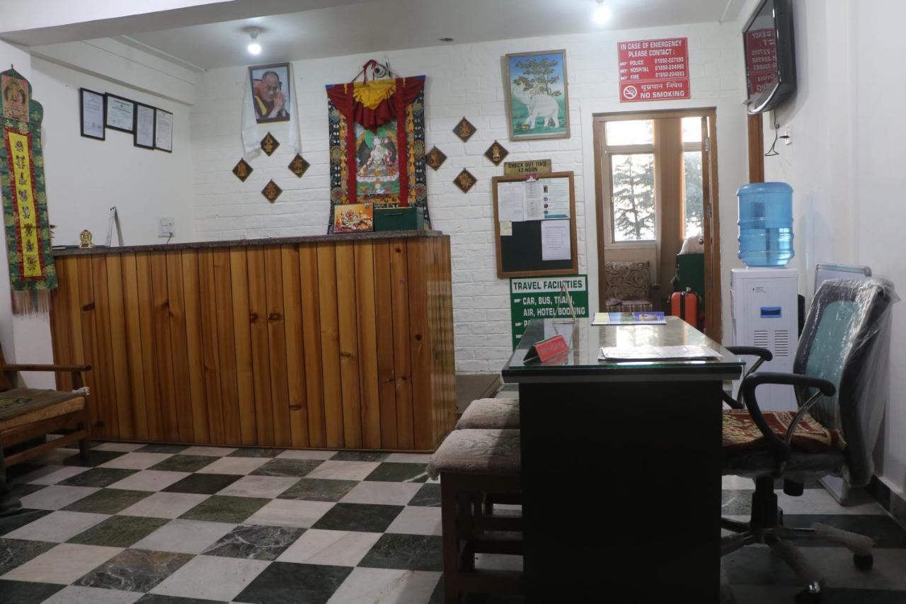 Pema Thang Hotel Кангра Екстер'єр фото